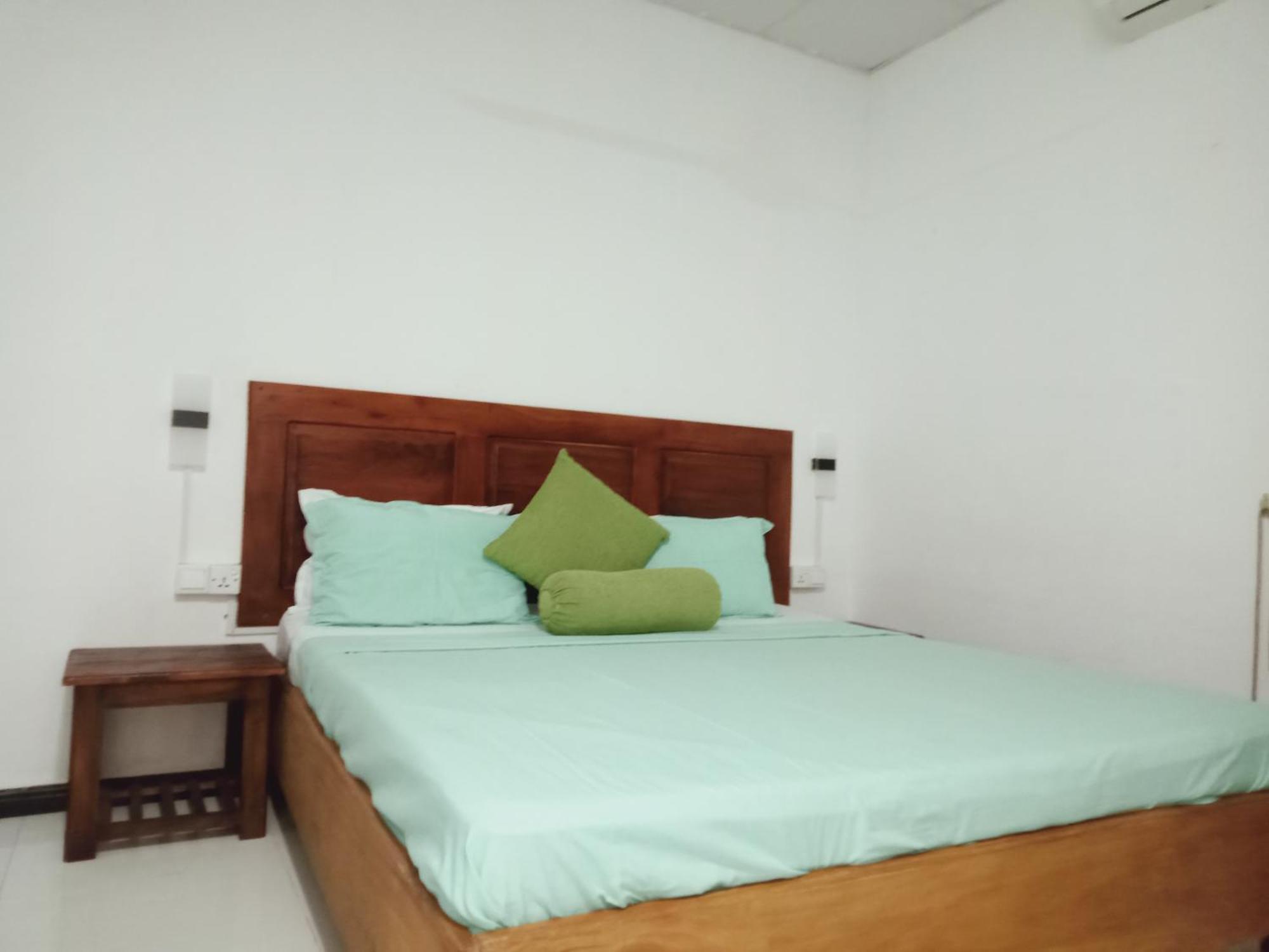 White Villa Hotel Trincomalee Exteriér fotografie